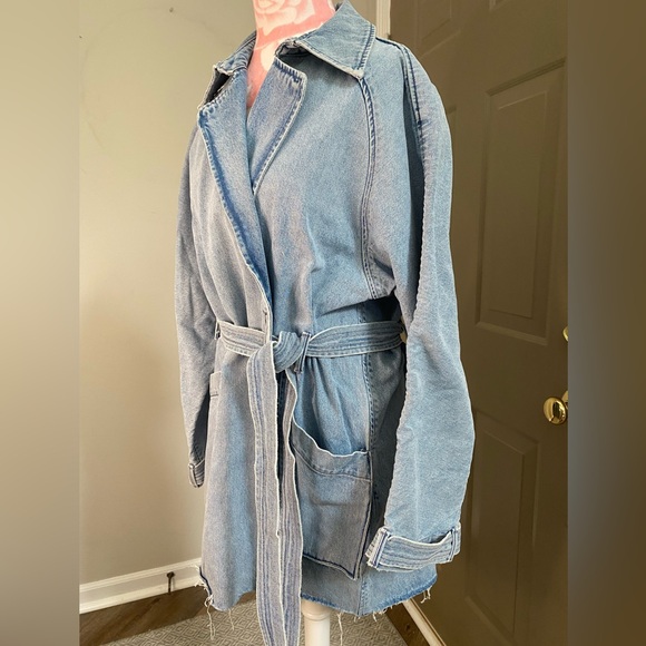 NWOT GRLFRND Donna Trench Denim Jacket in Wanderlust | REVOLVE Size L - Picture 4 of 7